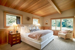 Steelhead Suite - Bedroom