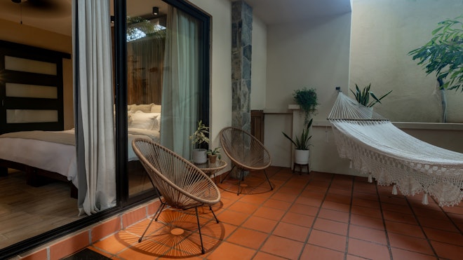La Marea Oceanview Cabaña - Deck