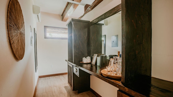 Premium Oceanview Suite - Bathroom