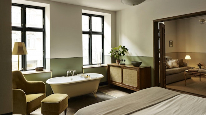 Sanders Suite - Bedroom