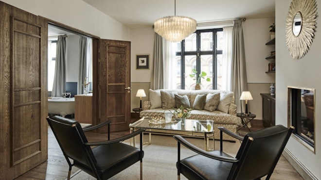 Sanders Suite - Living Area