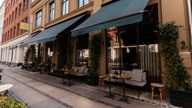 Hotel Sanders - Exterior