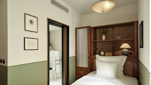 Single - Bedroom
