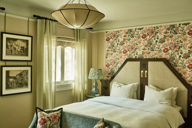 Superior - Bedroom