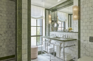 Junior Suite - Bathroom