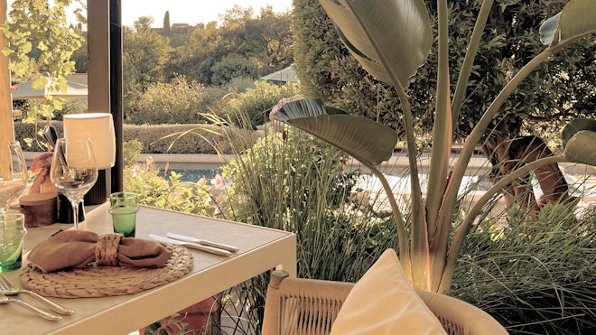 Restaurant Terrace