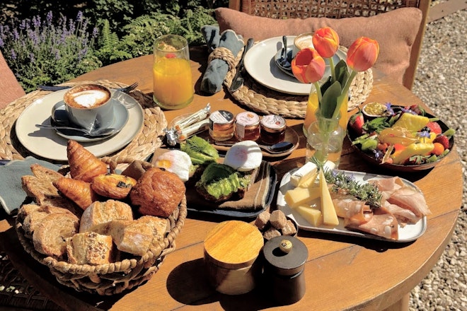 Breakfast