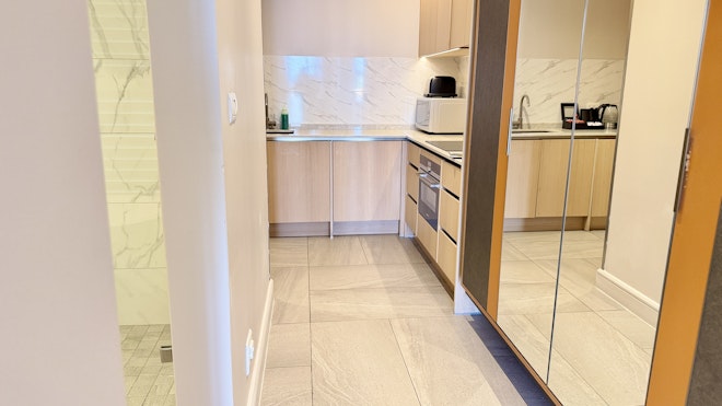 Studio Apartment - Kitchen