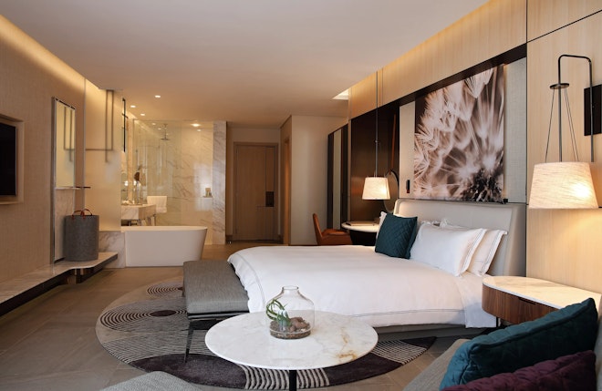 Executive King Room - Bedroom