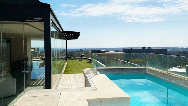 Iconic Penthouse - Pool