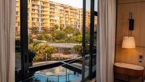 King Room Pool View - Balcony