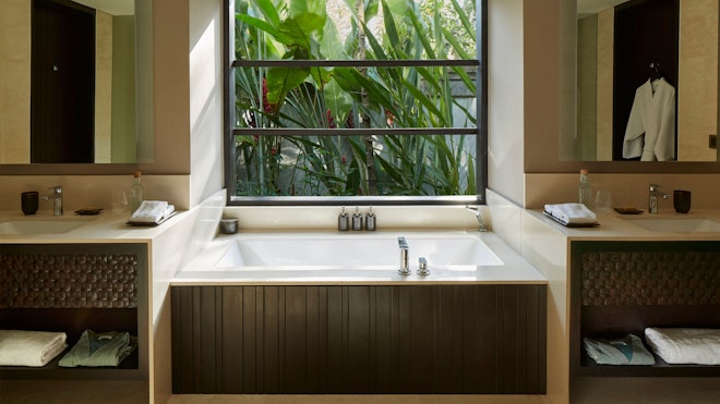 Pavilion - Bathtub