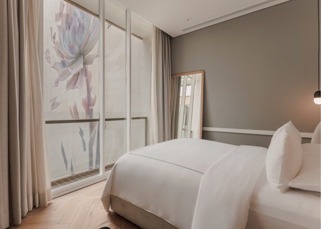 Superior Single - Bedroom