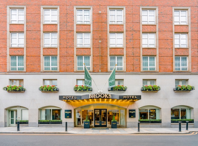 Brooks Hotel