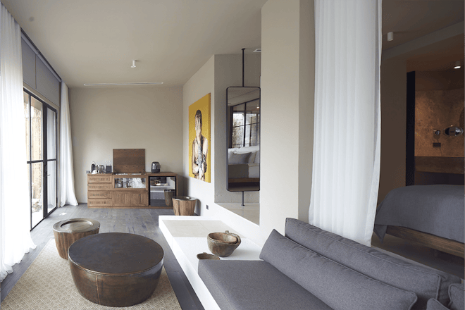 Comfort Suite - Living Area