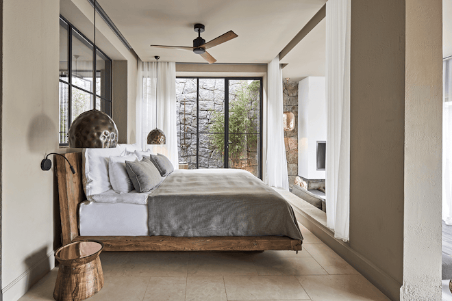 Comfort Suite - Bedroom