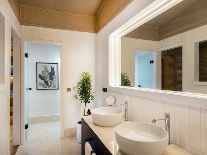 Elegant Garden Tent - Bathroom