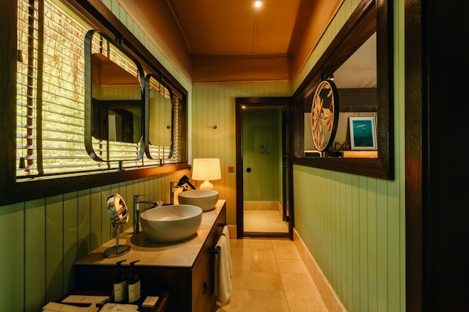 Elegant Garden Tent - Bathroom