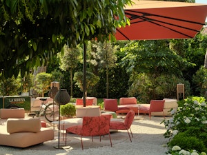 Outdoor Lounge