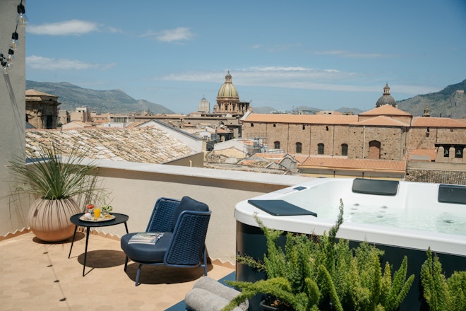 Superior Jacuzzi Terrace - Terrace View
