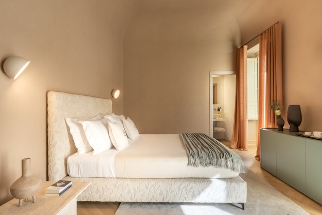 Deluxe Prestige - Bedroom