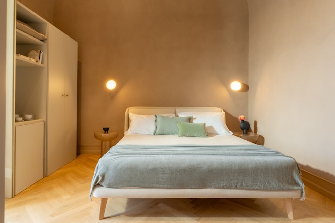 Deluxe - Bedroom