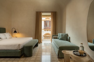Superior - Bedroom