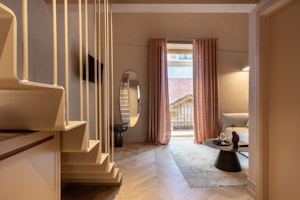 Junior Suite Duplex - Staircase