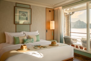 Signature Suite - Bedroom