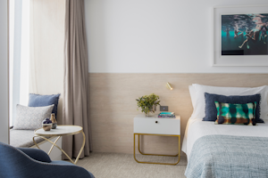 King Room - Bedroom