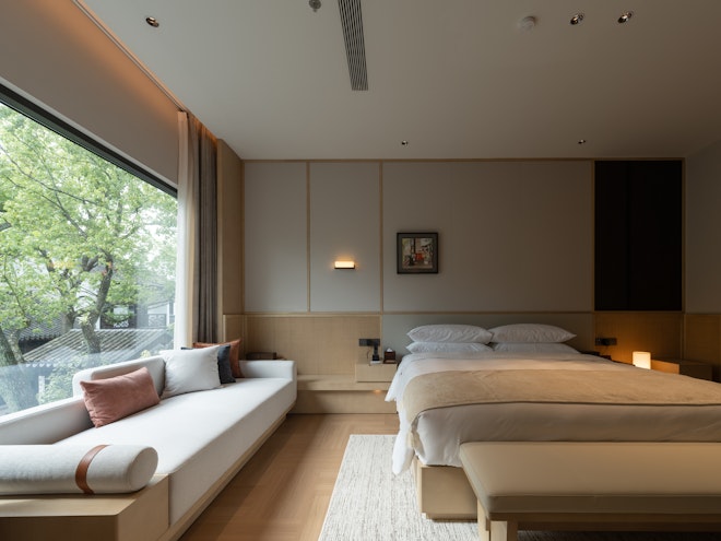 Premier Courtyard King Duplex Room