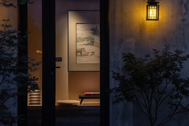 Luxury Courtyard Suite with Hot Pool