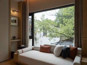 Premier Courtyard King Duplex Room
