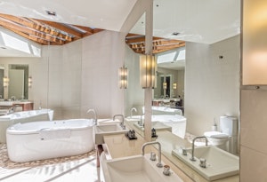 Spa Suite - Bathroom