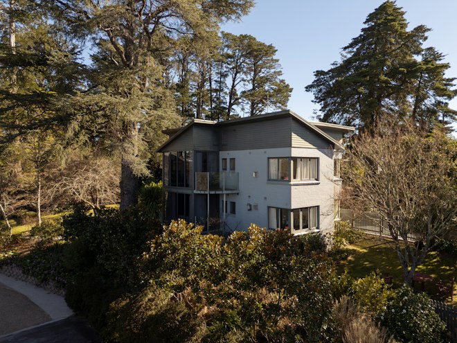 Greenhouse Suite - Exterior