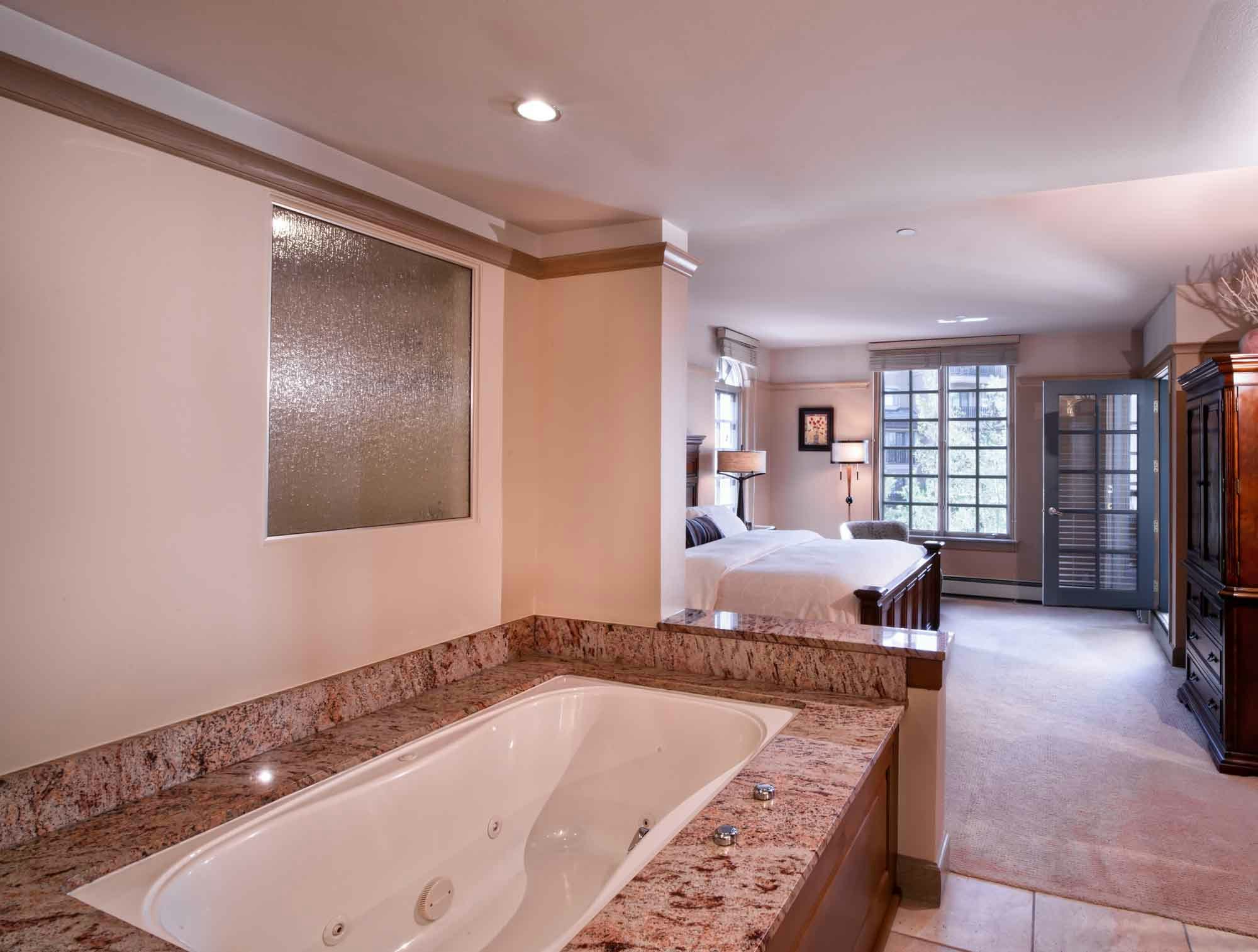 3 bedroom Room