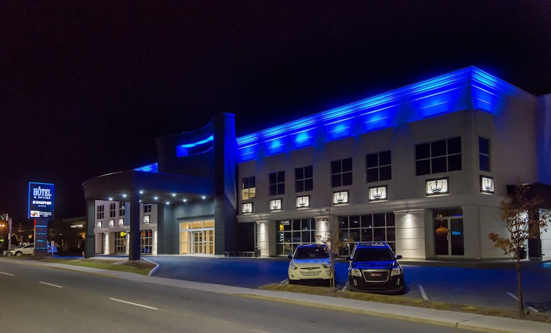 Hotel and Suites Le Dauphin Drummondville