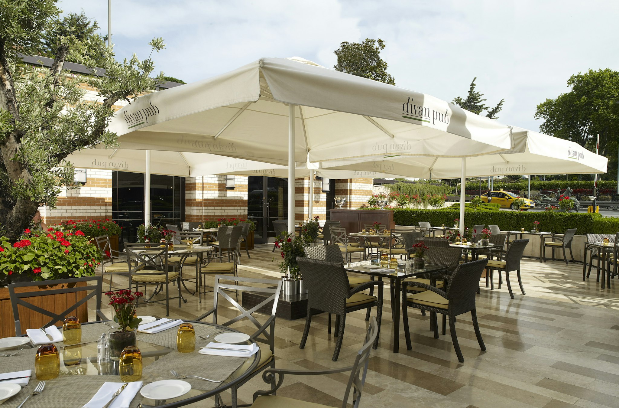 Divan İstanbul