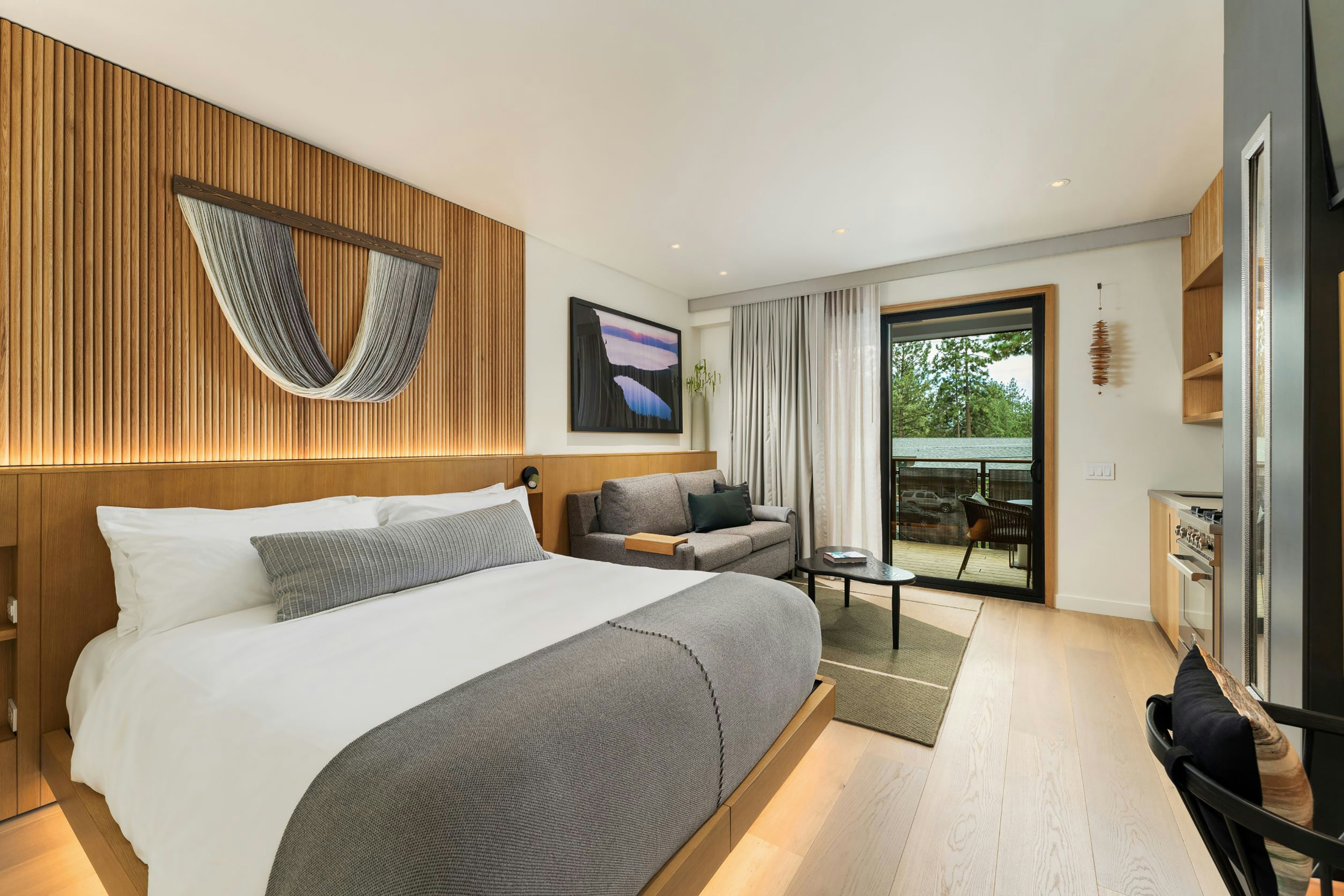 Alpine Studio ADA-1 King Bed and 1 Sofabed