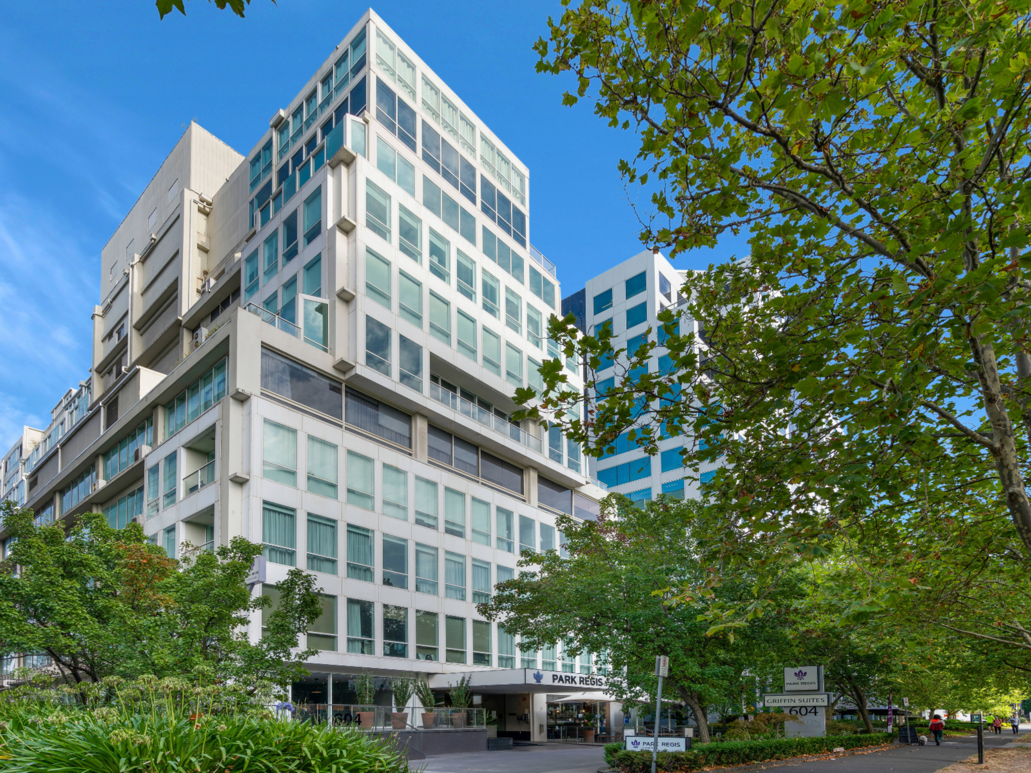 Park Regis Griffin Suites 