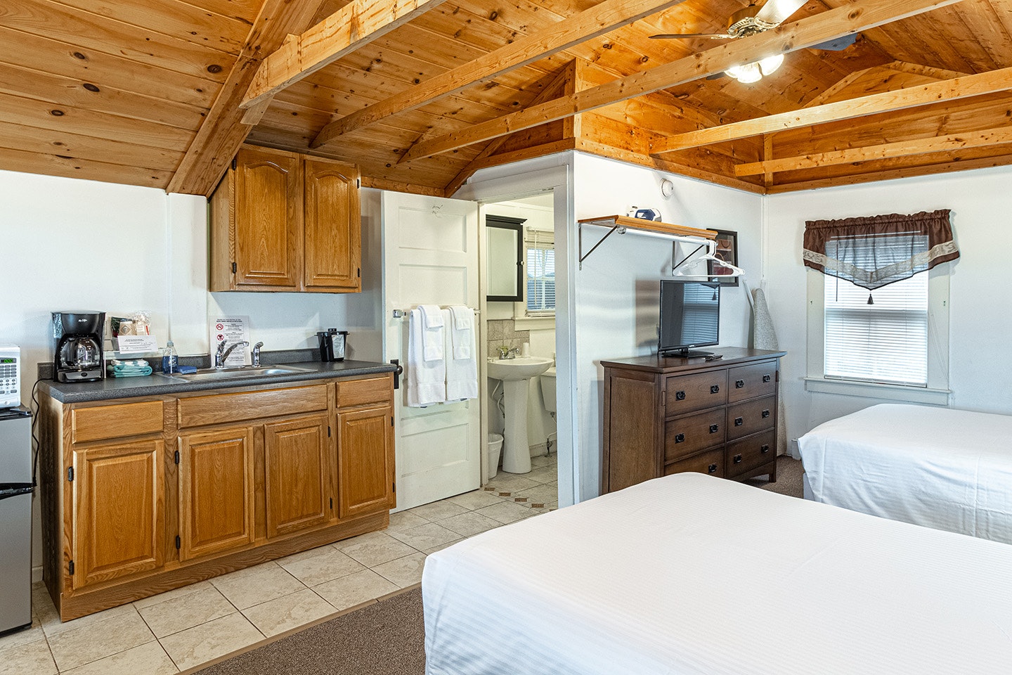 Half Moon Motel Cottages