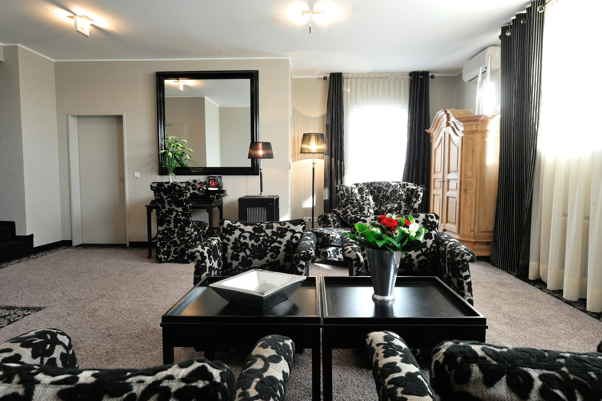 Hotel Stage 47