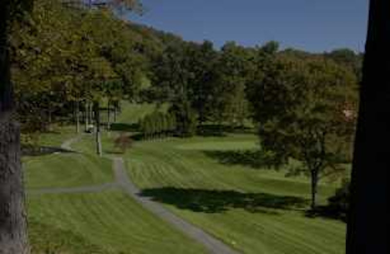 Traditions At The Glen Hotel and Resort