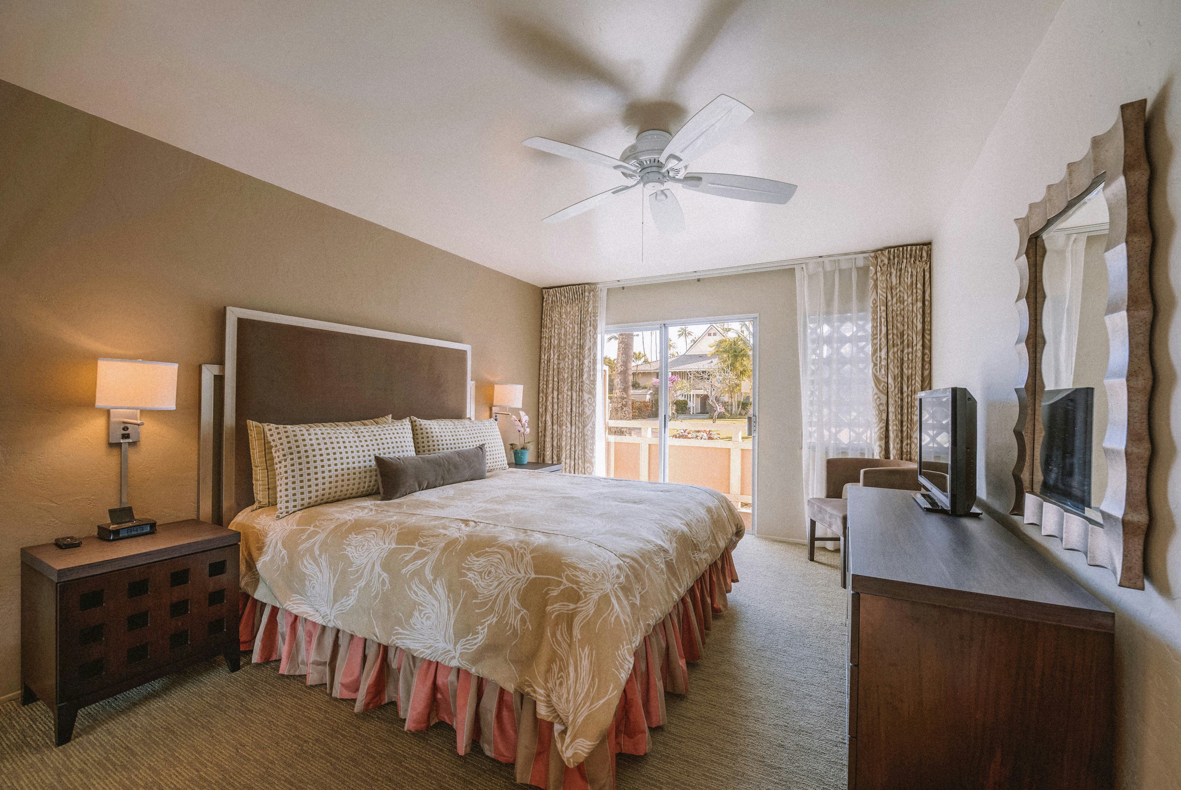 Pool View One Bedroom Suite 1 King Bed with Sofa Bed