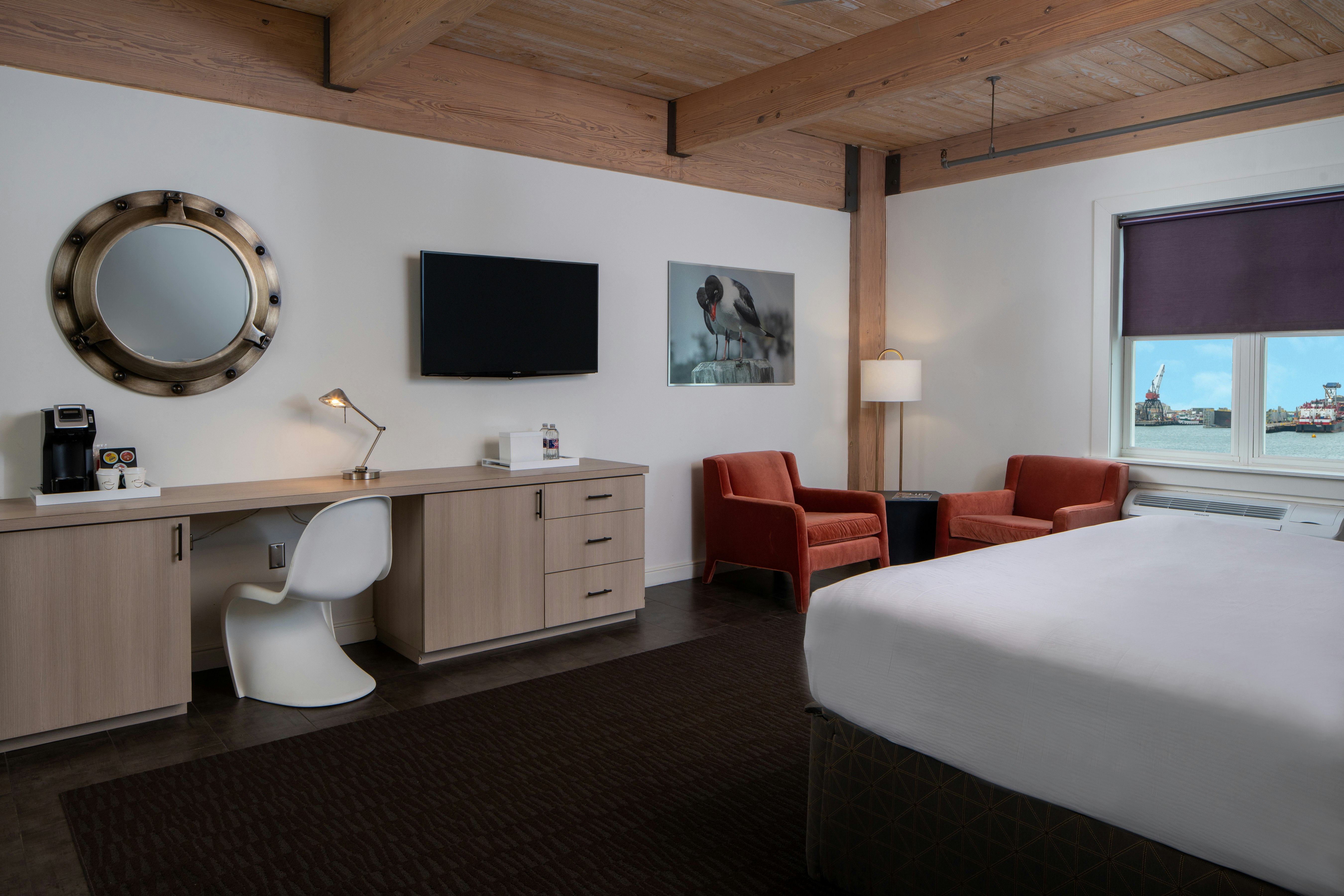 Harbor House Hotel Marina at Pier 21