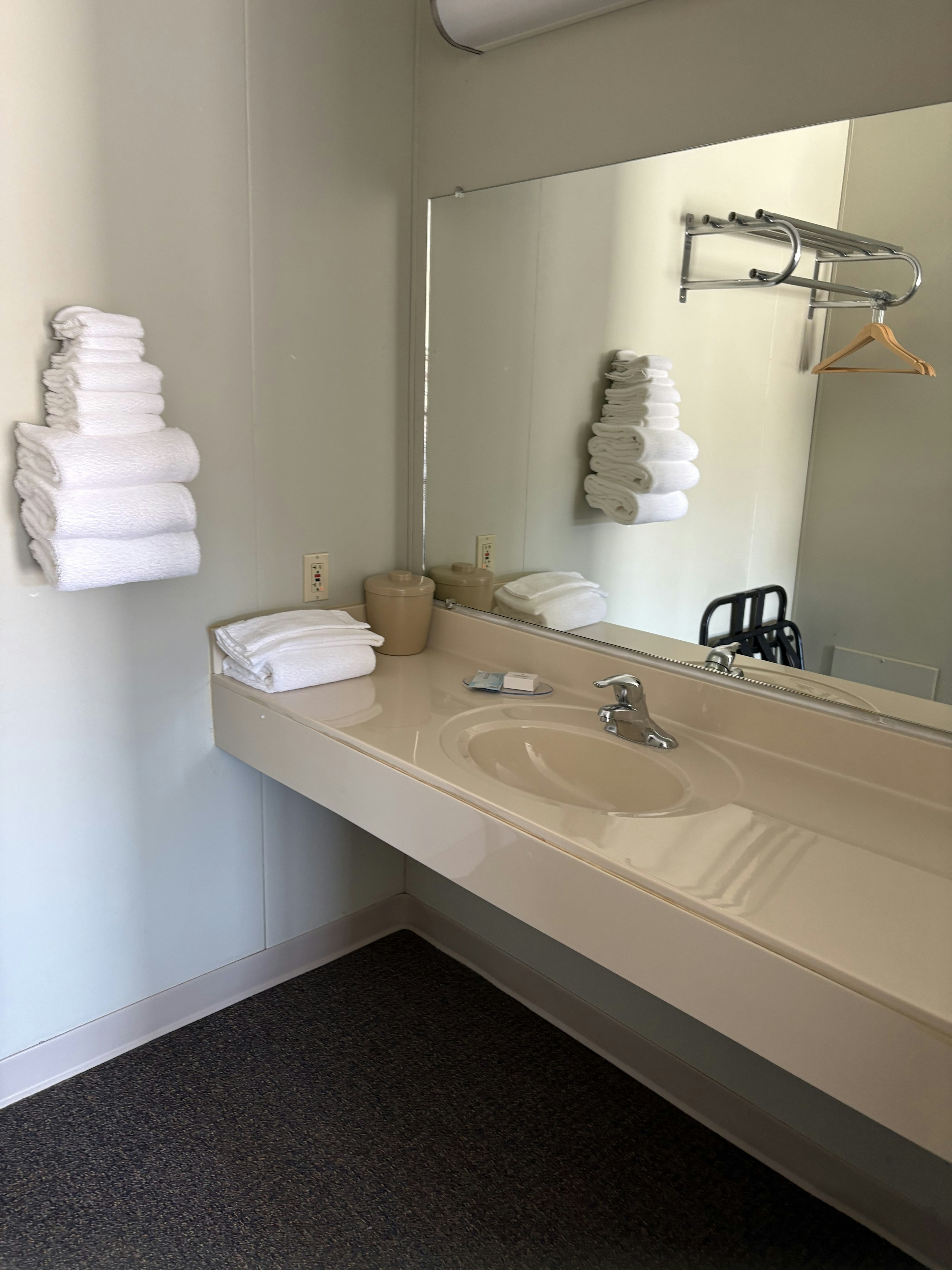 Boarders Inn Suites by Cobblestone Hotels – Broken Bow