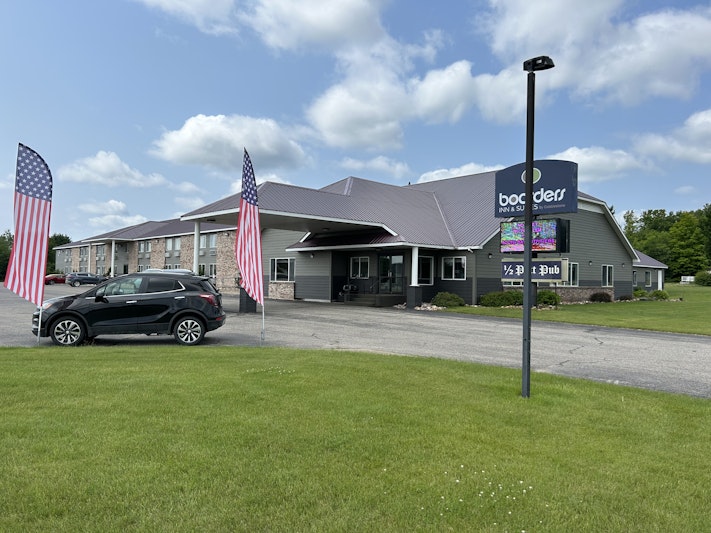 Boarders Inn Suites by Cobblestone Hotels – Munising
