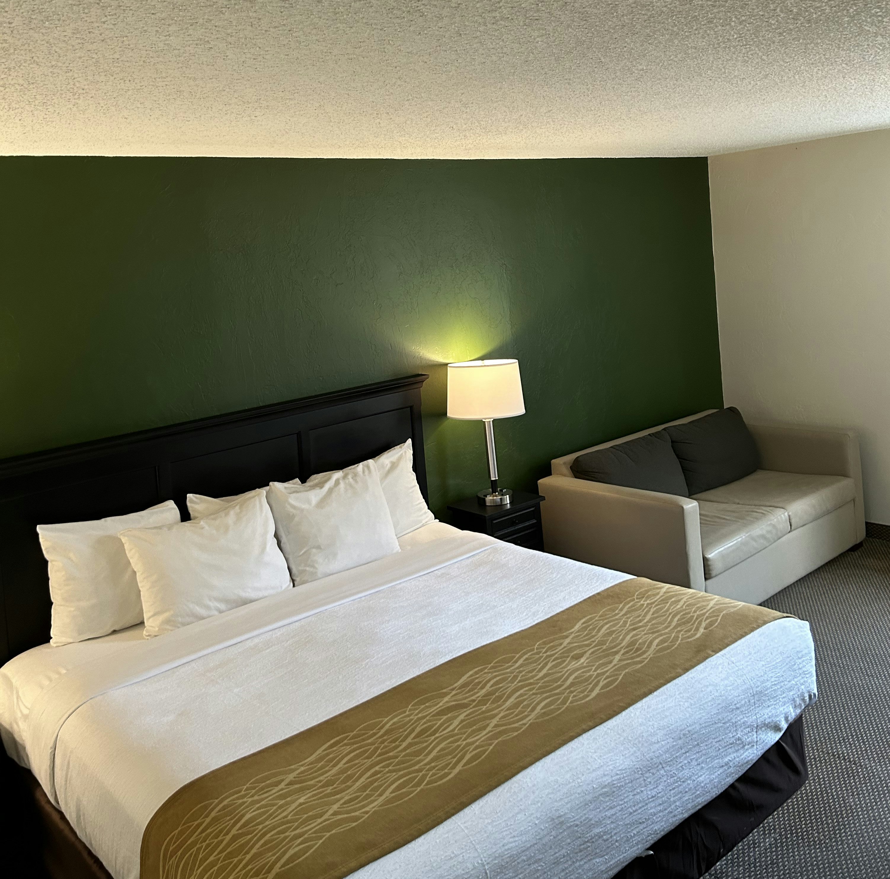 Boarders Inn Suites by Cobblestone Hotels – Munising