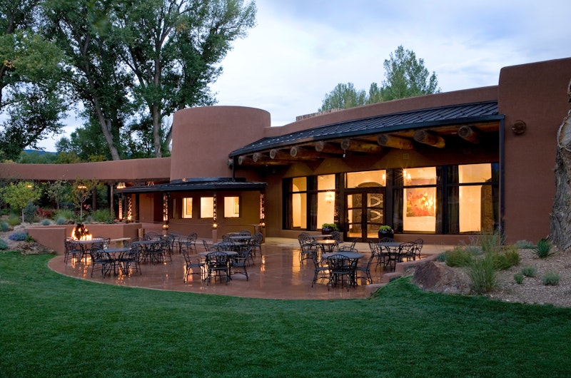 El Monte Sagrado Living Resort