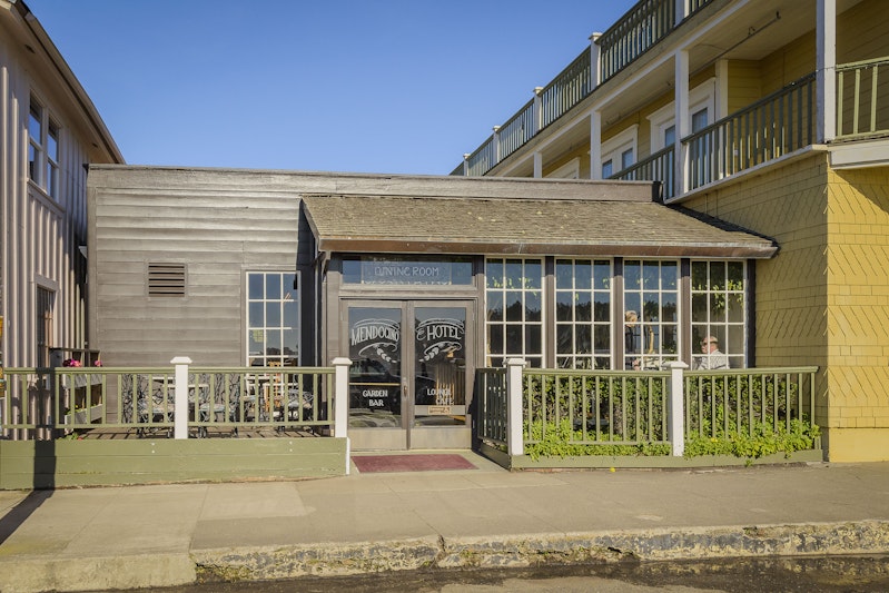 Mendocino Hotel and Garden Suites